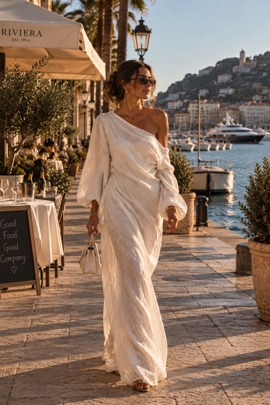 Amalfi Kleid am Hafen der Riviera